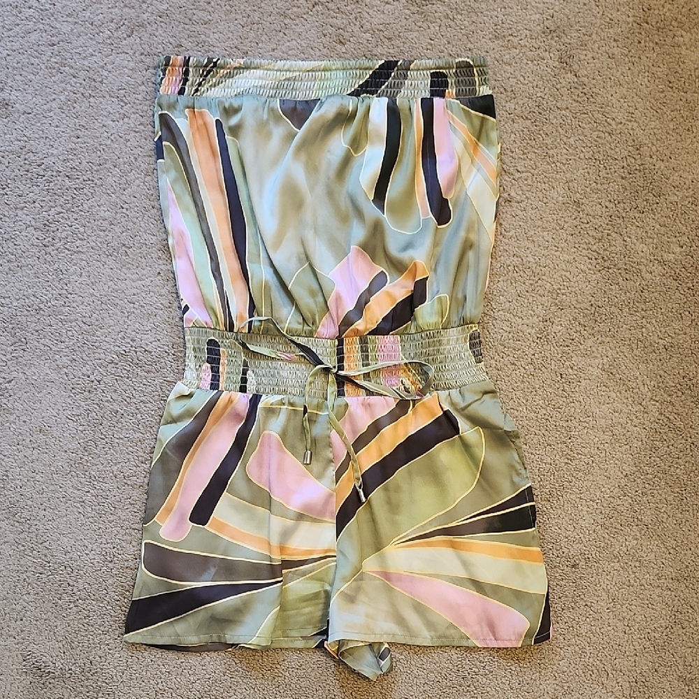 Elan High Waist Green and Pink Shorts